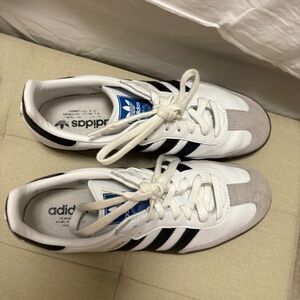 Adidas Sambas